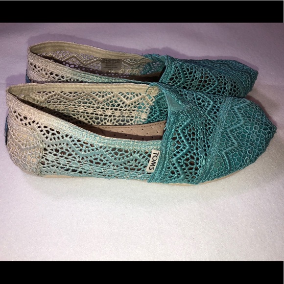 Toms Shoes - Tie dye Toms Slip on Shoes size 6.5 Teal Color
